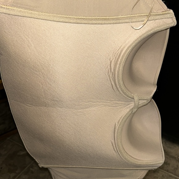 Unique Lingerie Corset Bra - Picture 6 of 9